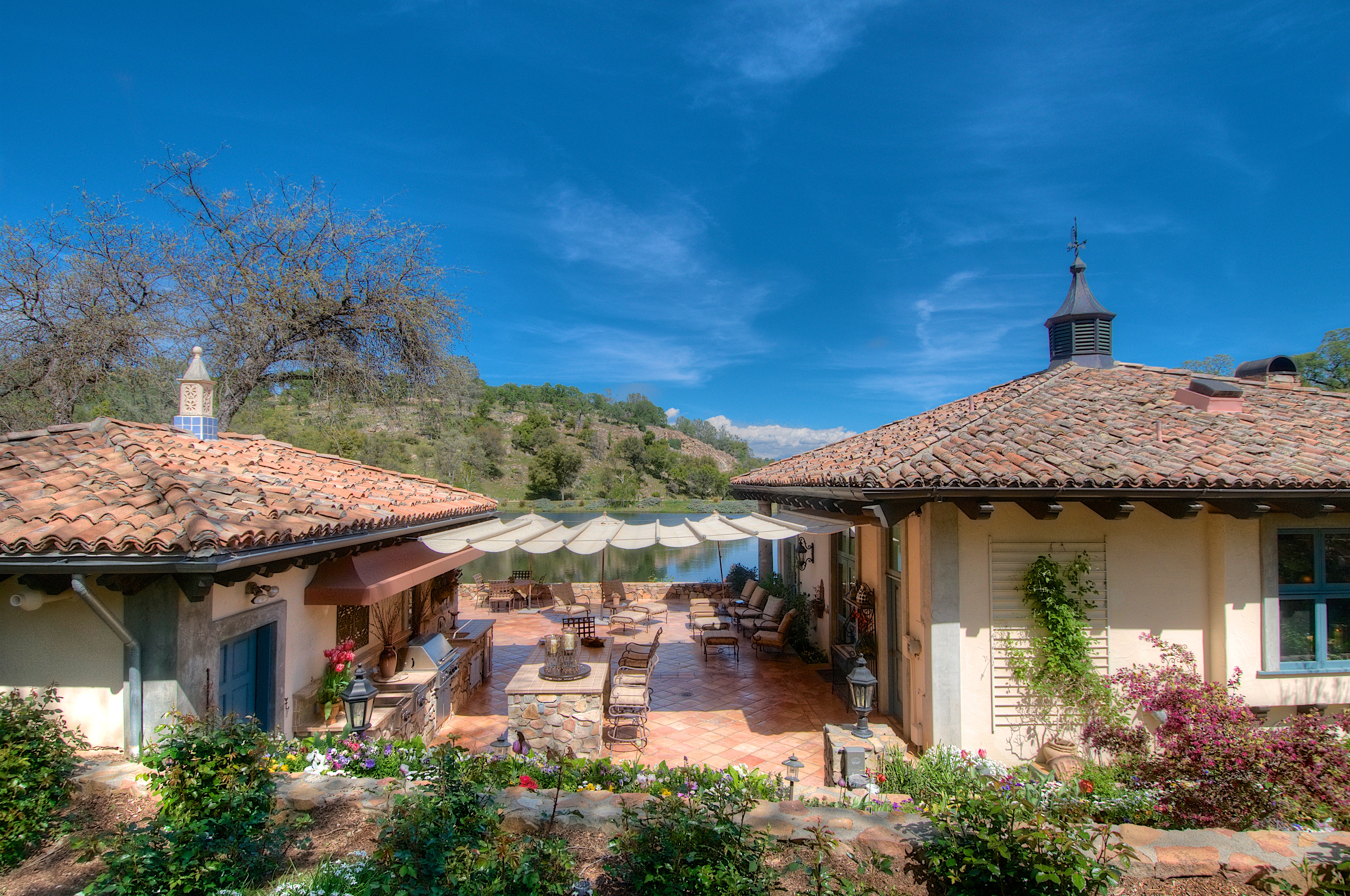 California Outdoor Properties - ewy0bk8