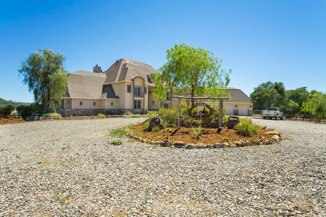 Pine Ranch - California Outdoor Properties